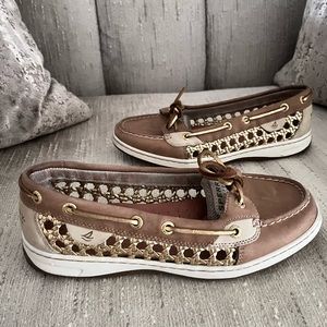 Gold Sperrys